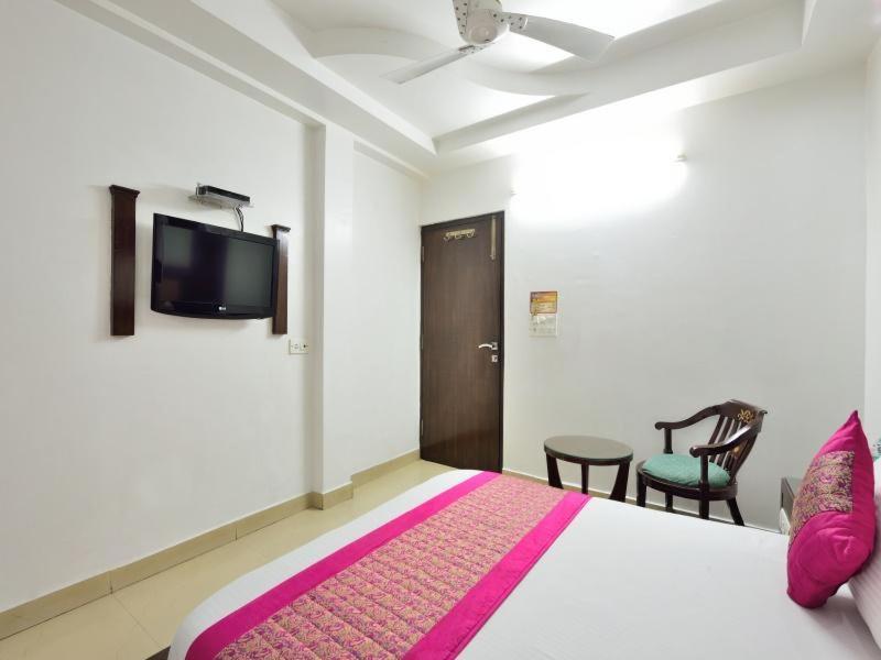 Hotel Sai International New Delhi Exteriör bild