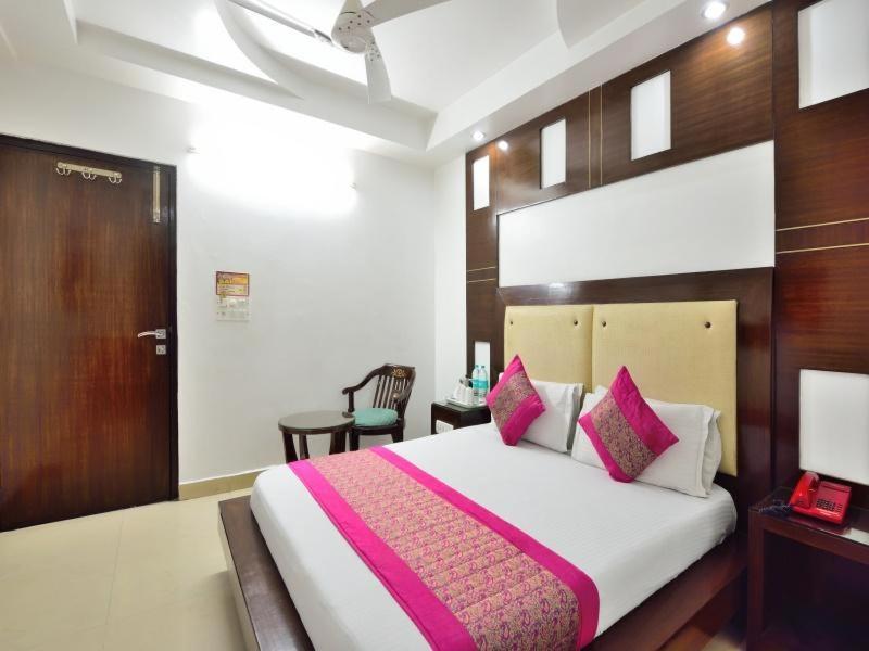 Hotel Sai International New Delhi Exteriör bild