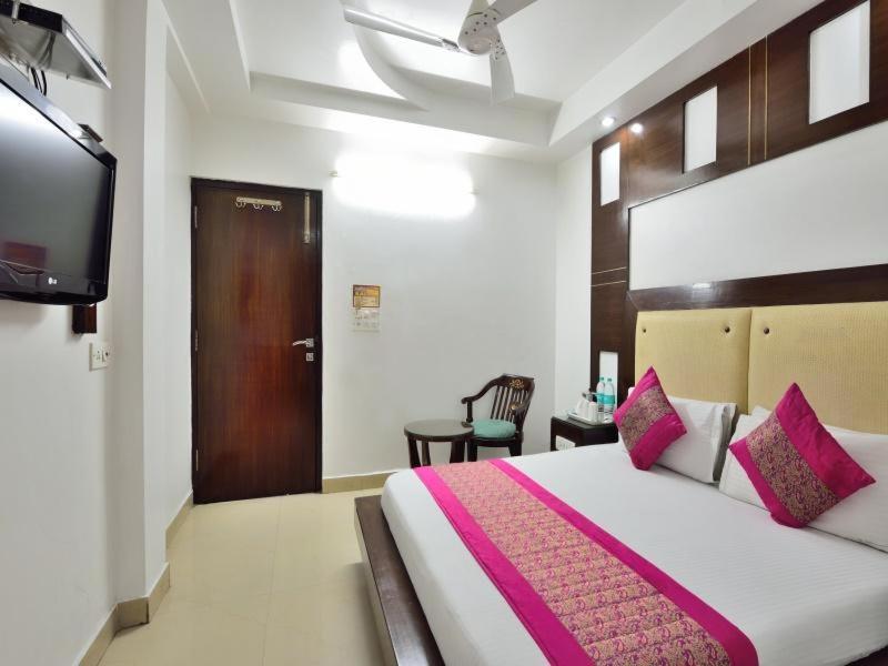 Hotel Sai International New Delhi Exteriör bild