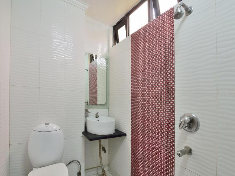 Hotel Sai International New Delhi Rum bild